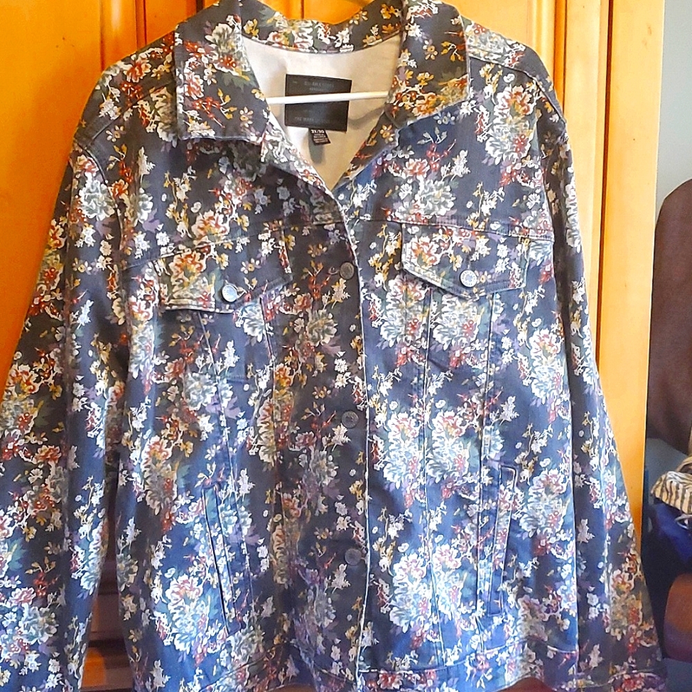 Printed denim jacket